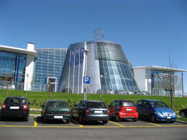 Mercedes Benz Milano